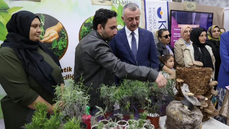 KO-MEK'te ilk sergi başladı