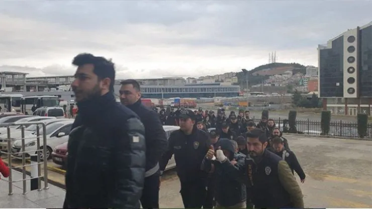 Kocaeli'de 1 milyon TL'lik vurgun yapan 24 kişi tutuklandı!