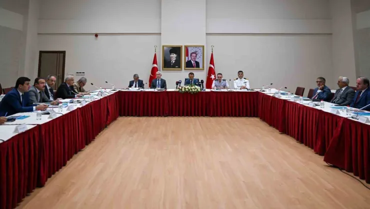 Kocaeli'de 2 suç çetesi çökertildi