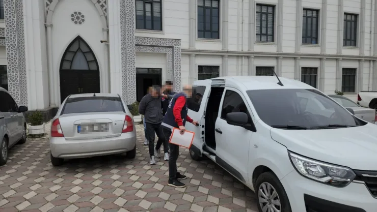 Kocaeli'de 2 şüpheli yakalandı