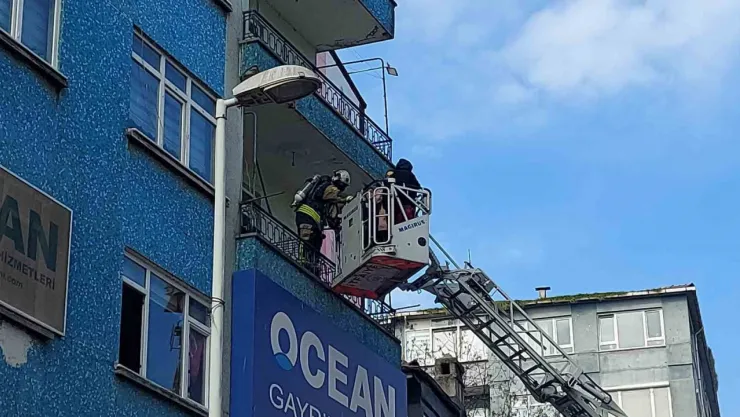 İzmit'te korkutan yangın!