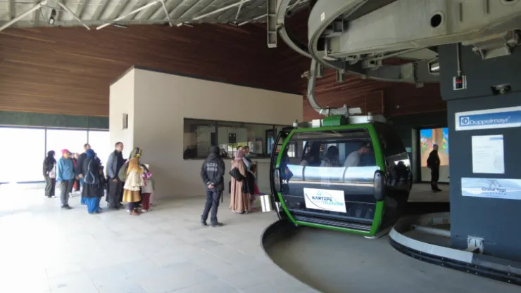 Kocaeli'de binlerce vatandaş Kartepe Teleferiğini kullandı