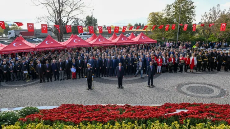 Kocaeli'de Cumhuriyet kutlamaları törenle başladı