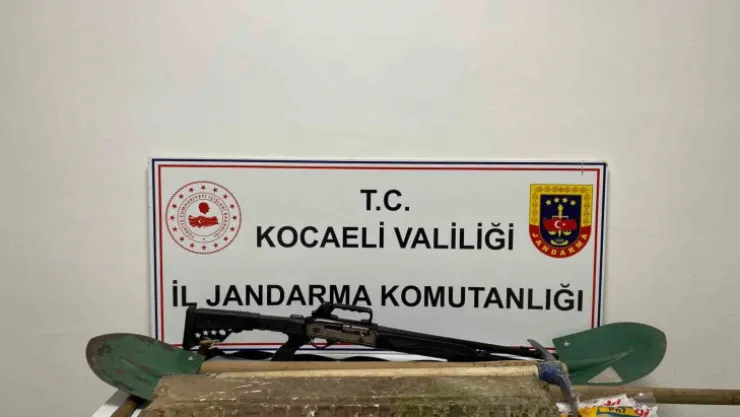 Roma dönemine ait lahit parçası ele geçirildi