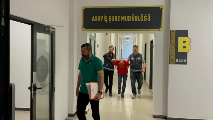 Kocaeli'nde 400 bin TL'lik kablo çalan şüpheli yakalandı