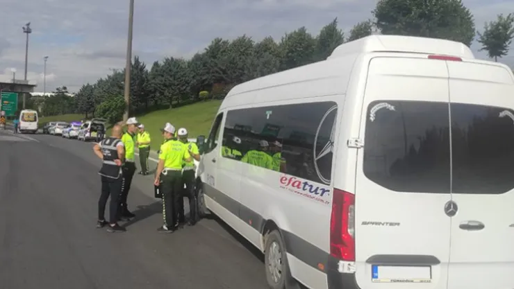 Kocaeli'nde 69 araç trafikten men edildi