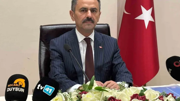 Kocaeli Valisi Aktaş'tan yangınla ilgili açıklama!