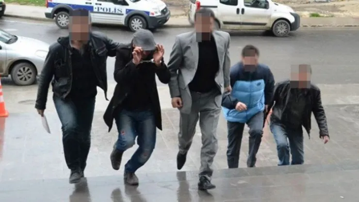 Kocaeli'de korona denetiminde aranan 38 suçlu yakalandı!