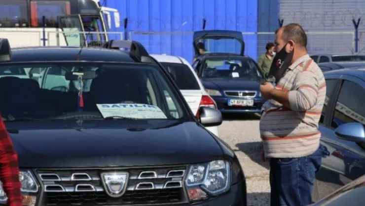 Kocaeli'deki araç sahipleri oto pazarlarına akın etti!