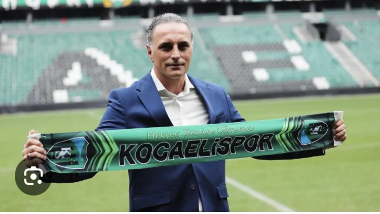 Kocaelispor'da Mustafa Gürsel'le yollar ayrıldı