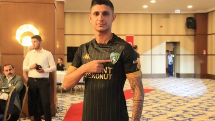 Kocaelispor'un yeni sezon forması tanıtıldı