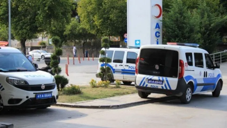 Konuşmaya geldiler, yine kavga ettiler: 1 yaralı