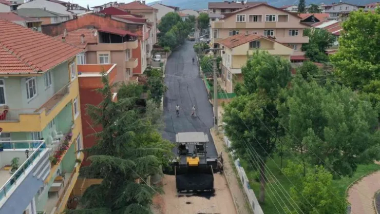 Körfez'de 4 sokak asfaltlandı