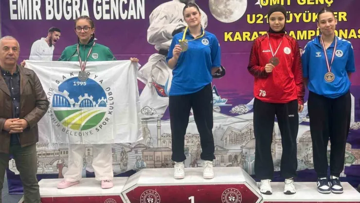 Göğsümüzü kabarttılar