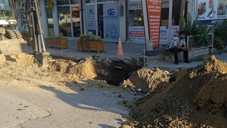 Köseköy İstasyon Mahallesi esnafı isyan ediyor!