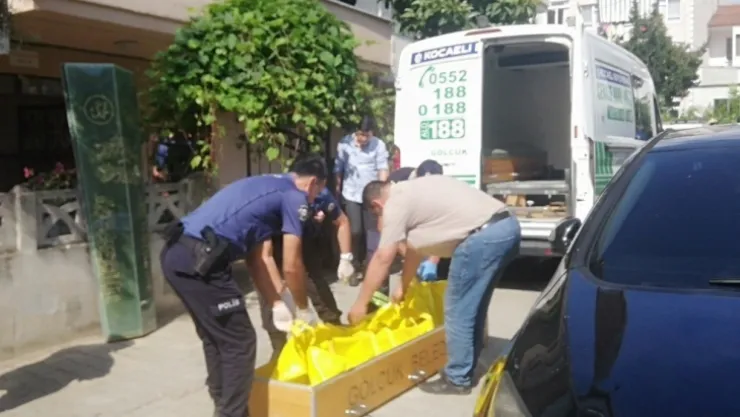 'Mahkeme heyetinin kadın olmasından dolayı kendimi baskı altında hissediyorum'