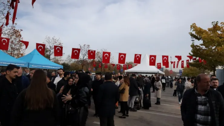 Mavi vatandaki gururumuza yoğun ilgi sürüyor