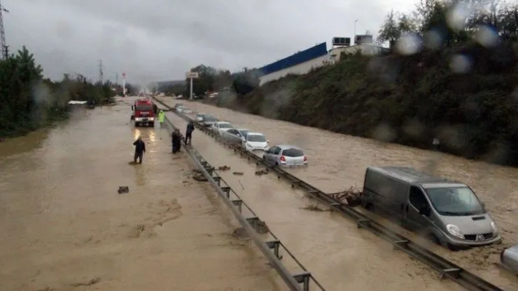 Meteoroloji Kocaeli'ni uyardı! Güneşli havaya aldanmayın
