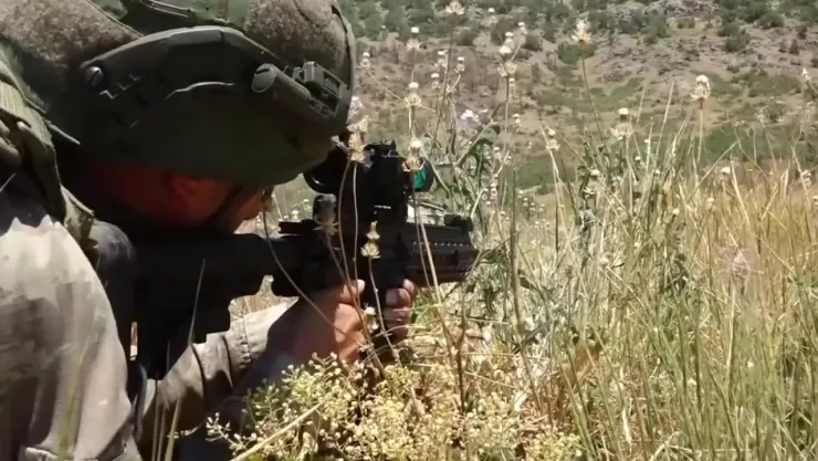 MİT'ten, bomba uzmanlarına nokta operasyon