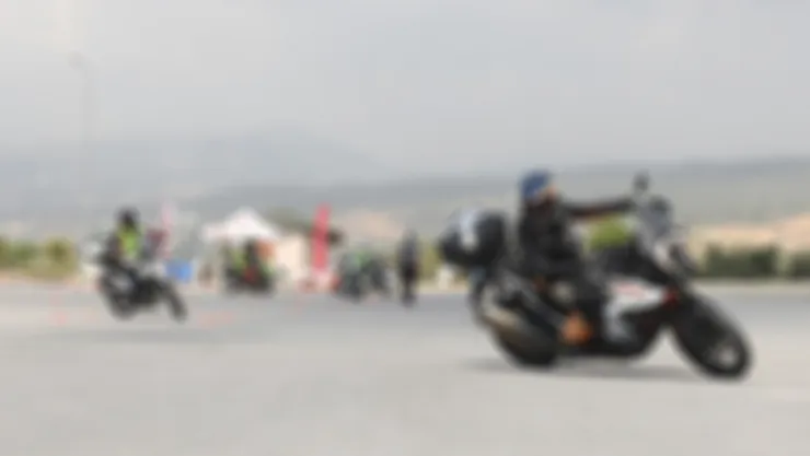 Motosikletlerin gürültüsünden bıktık!