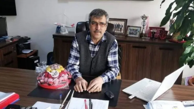 Müdür yardımcısı kalbine yenildi