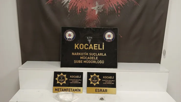 Narkotik ekipleri 500 gram metamfetamin ele geçirdi