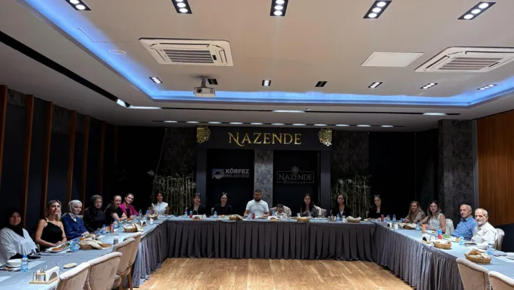 Öğretmenlere moral depolandı