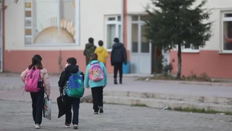 'Okul terki uyarı sistemi' geliyor!