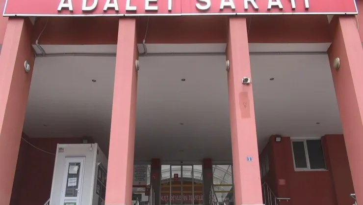 Otizmli çocuğu 4 gün boyunca istismar etmişti, yeniden yargılanıyor