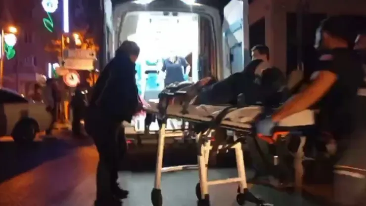 Otomobil ile çarpışan sürücü yaralandı