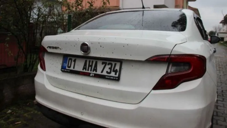 Otomobili av tüfeği ile kevgire çevirdiler