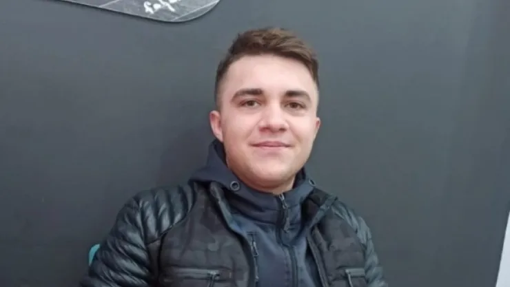 Otomobille çarpışan motosiklet sürücüsü hayatını kaybetti