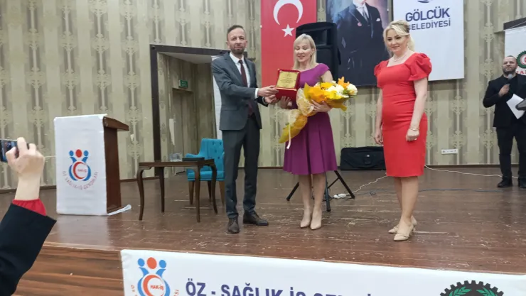 Öz Sağlık İş Sendikası Kocaeli Şubesi, Kadın Üyeleriyle Buluştu