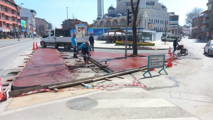 Paşa Cami önünde kavşak düzenlemesi