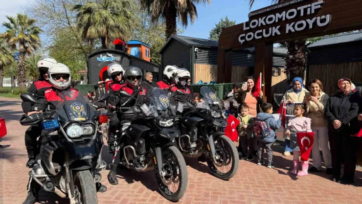 Polislerden çocuklara sürpriz
