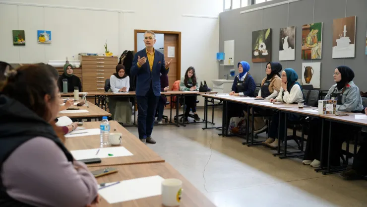 Ressam Cemal Toy, renklerin şifasını Kocaeli'ye taşıdı