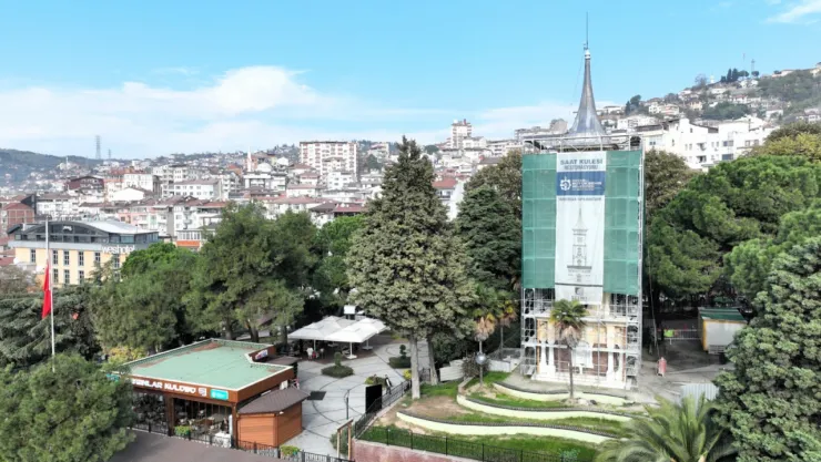 Saat Kulesi'nde dur durak yok