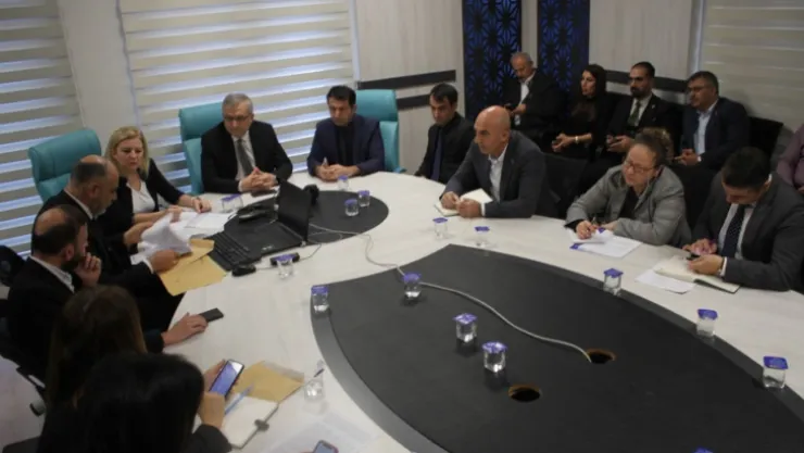 Sağlık çalışanlarını ilgilendiren ihale iptal!