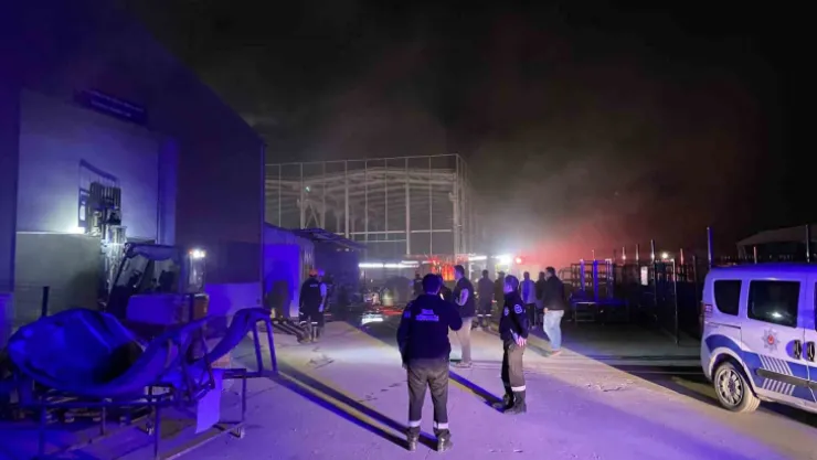 Sakarya'da fabrika yangını