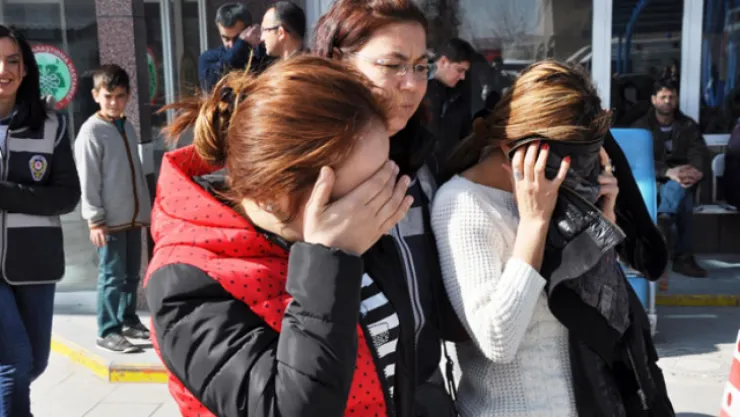 Sakarya'da fuhuş operasyonu: 19 gözaltı