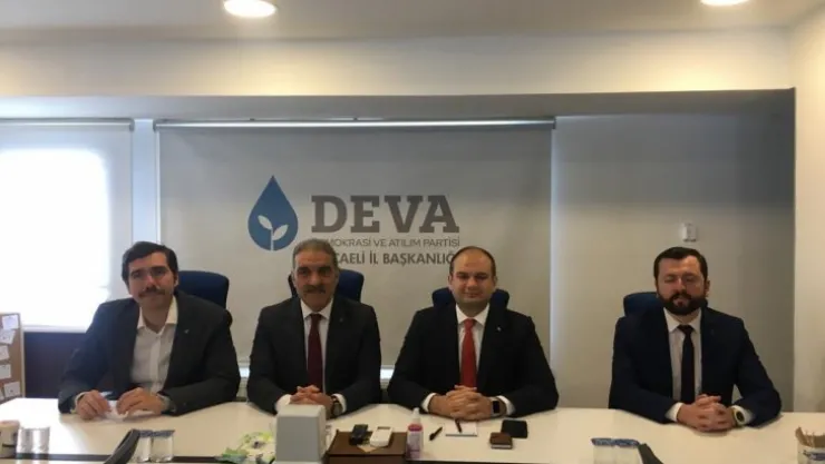 Şanlıoğlu: Tüm vatanseverleri siyasete davet ediyorum