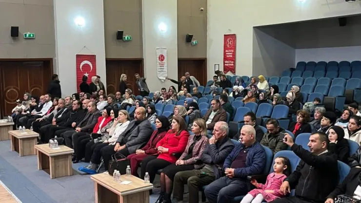 Seminere ilgi yoğun oldu