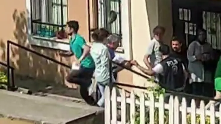 Sınava yetişmeyen öğrenci çaresizce evine döndü