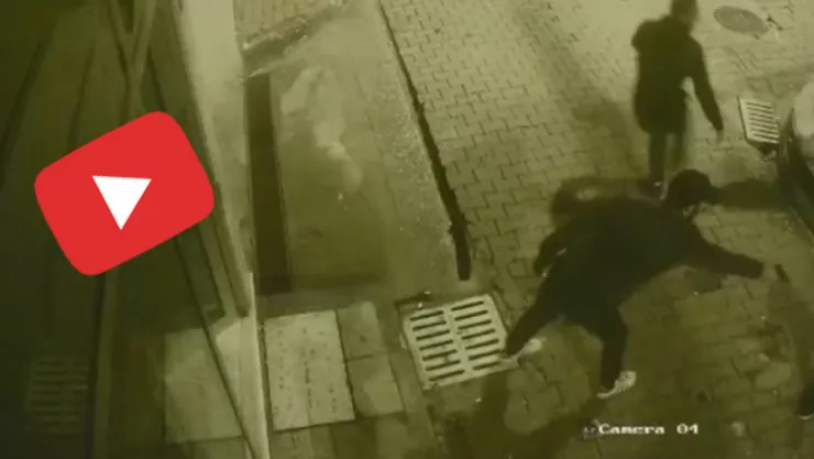 Sokaktaki dehşet saniye saniye kamerada