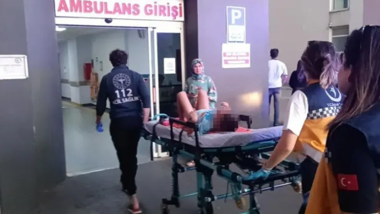 Sokakta oynayan çocuğa otomobil çarptı