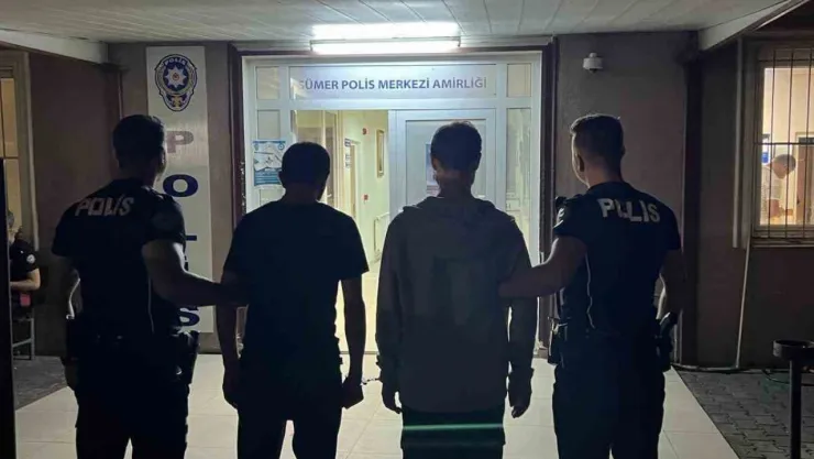 Şüpheli şahısların üzerinden uyuşturucu çıktı