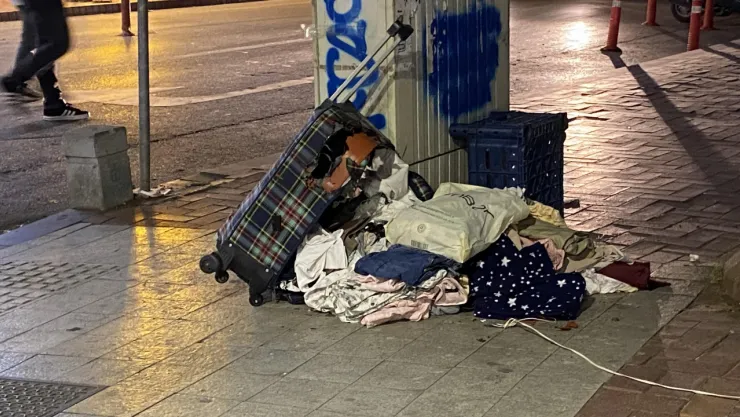 Şüpheli valiz fünye ile patlatıldı