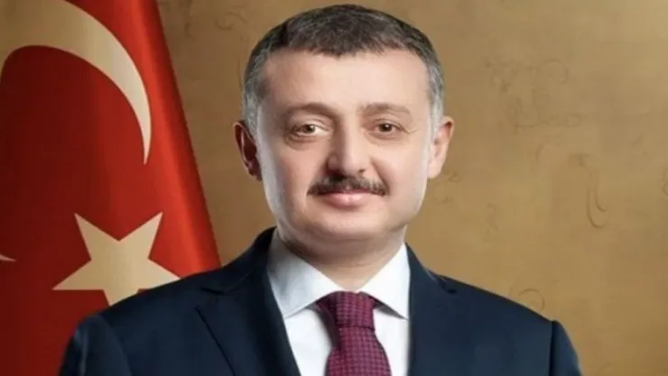 Tahir Büyükakın kaza yaptı!
