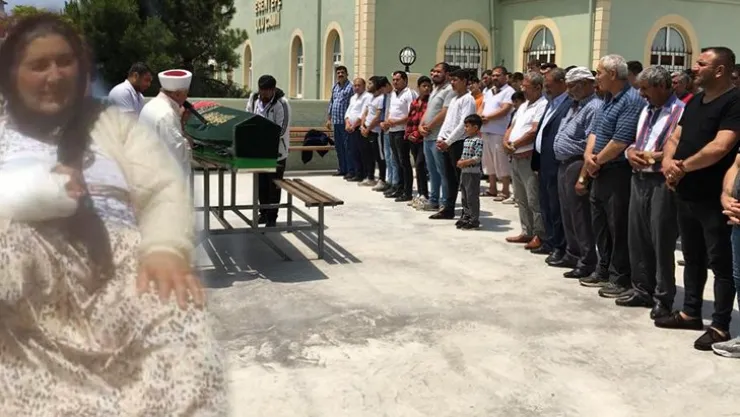 Takı kavgasında öldürülen kadın defnedildi