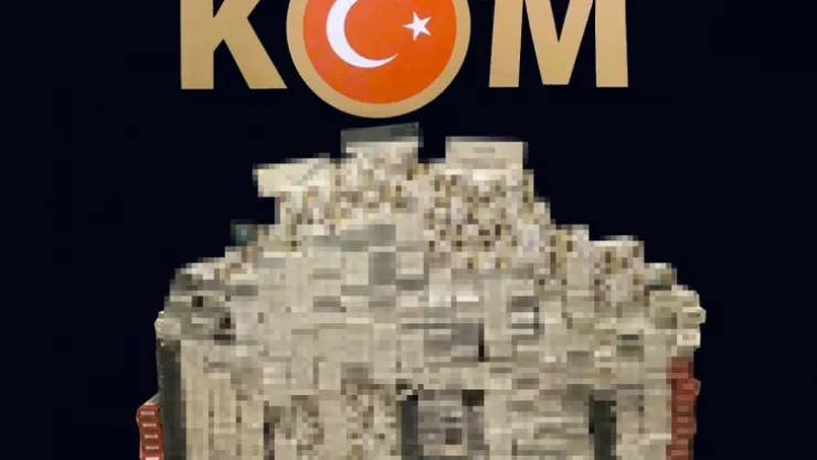 Tankerde binlerce kaçak sigara ele geçirildi